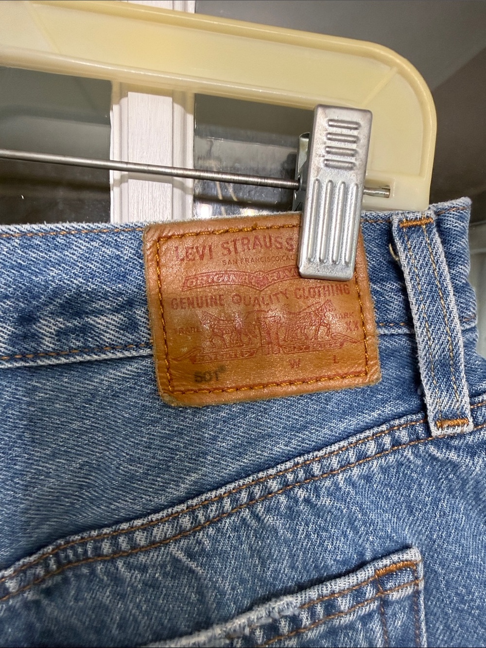 Levi's Premium 501 Denim Cut-Off‎ Short 100% Cotton Button Fly Size 28 - Picture 5 of 10